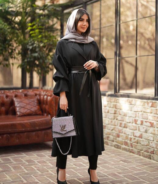 عکس مدل مانتو بلند کلوش زیبا