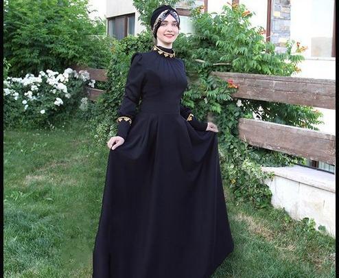 عکس مدل مانتو بلند کلوش زیبا