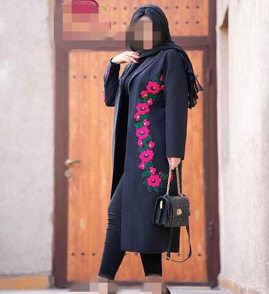 عکس مدل مانتو بلند زرشکی مجلسی