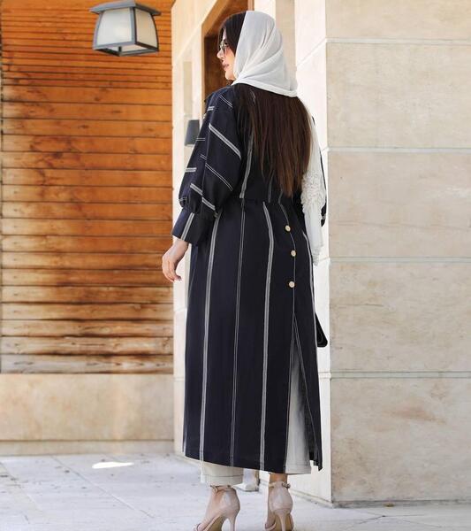 عکس مدل مانتو بلند با پارچه راه راه