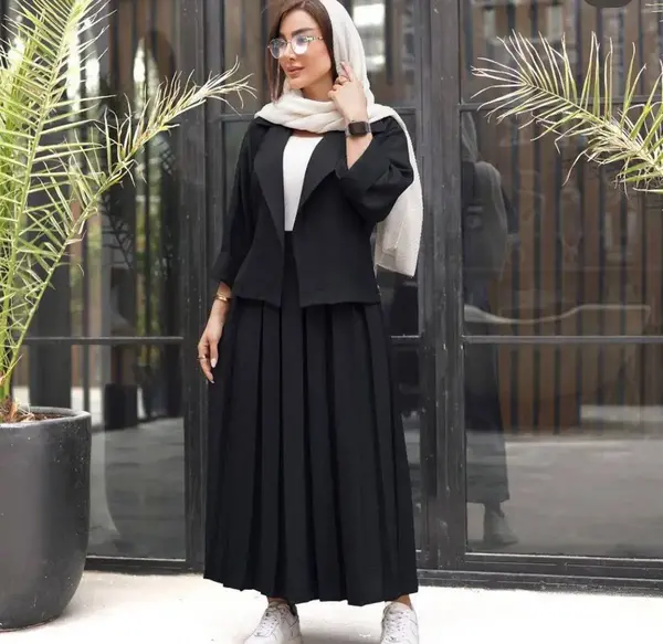 عکس مدل مانتو دامن نیم کلوش بلند