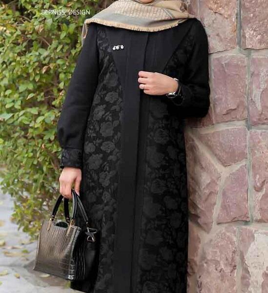 عکس مدل مانتو حریر ساده مشکی بلند