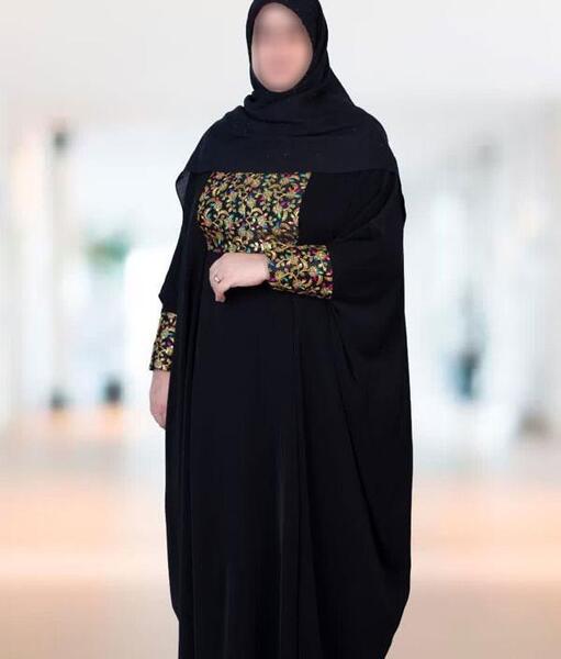 عکس مدل مانتو بلند با پارچه چادری