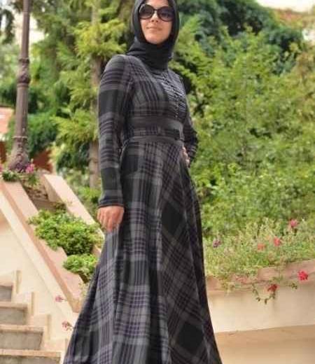 عکس مدل مانتو بلند کلوش چهارخونه