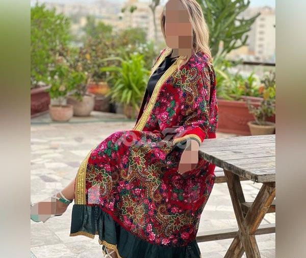 عکس مدل مانتو بلند نخی چین دار