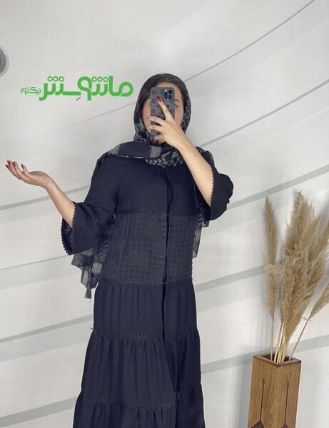 عکس مدل مانتو بلند جلو بسته چین دار