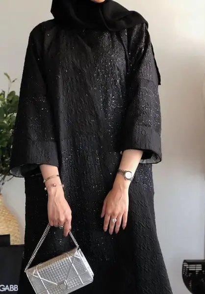عکس مدل مانتو بلند با پارچه پفکی
