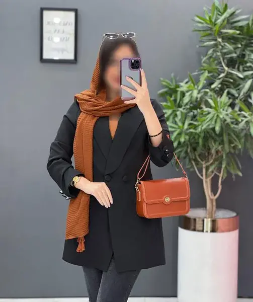 عکس مدل مانتو بلند با پارچه مازراتی