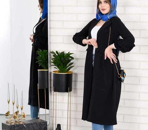 عکس مدل مانتو مشکی بلند پیله دار