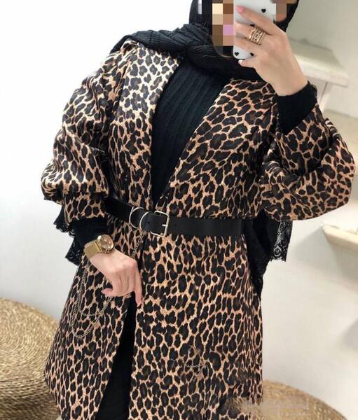 عکس مدل مانتو مخمل پلنگی بلند