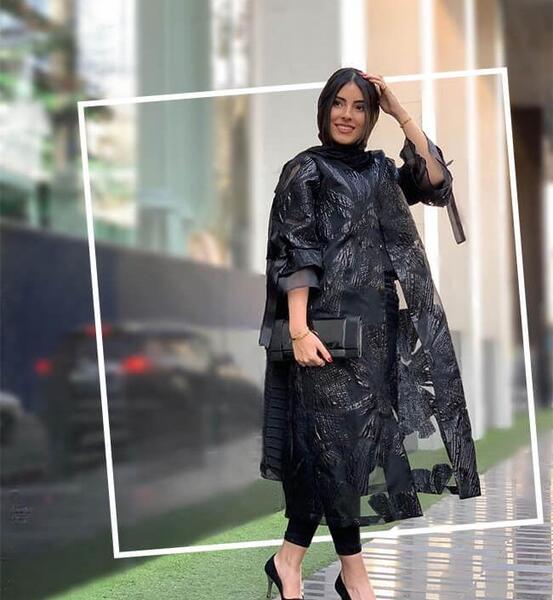 عکس مدل مانتو بلند مشکی کار شده جدید تهران