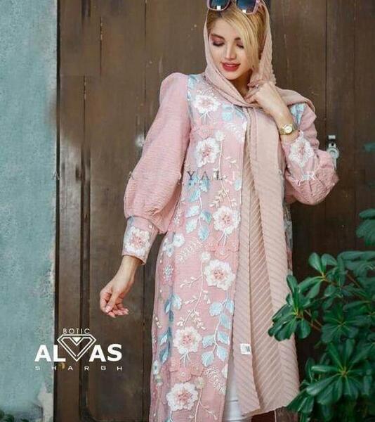 عکس مدل مانتو جدید با گل های برجسته