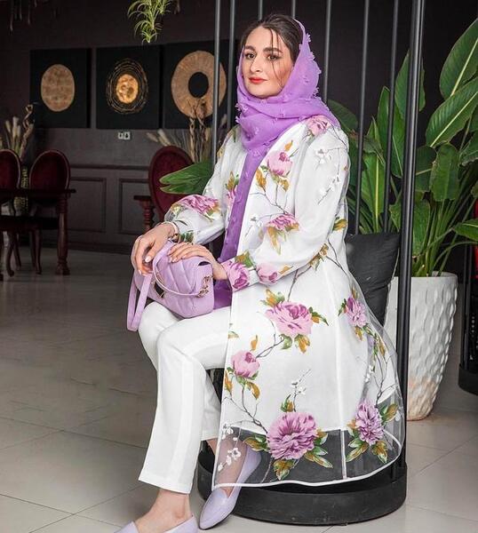 عکس مدل مانتو با گل برجسته جدید