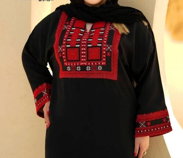 عکس مدل مانتو مشکی جدید سایز بزرگ