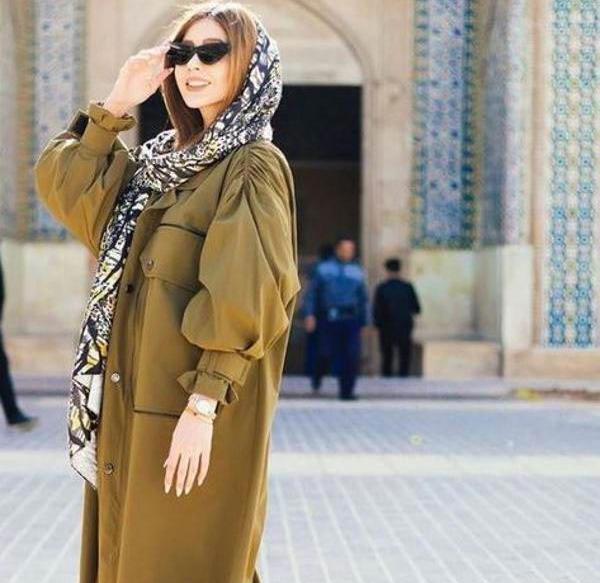 عکس مدل مانتو جدید ۱۴۰۲ زنانه مجلسی