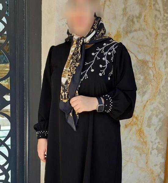 عکس مدل مانتو مشکی ترکیبی بلند
