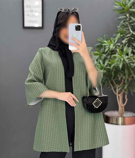 عکس مدل مانتو یقه اسپرت کوتاه
