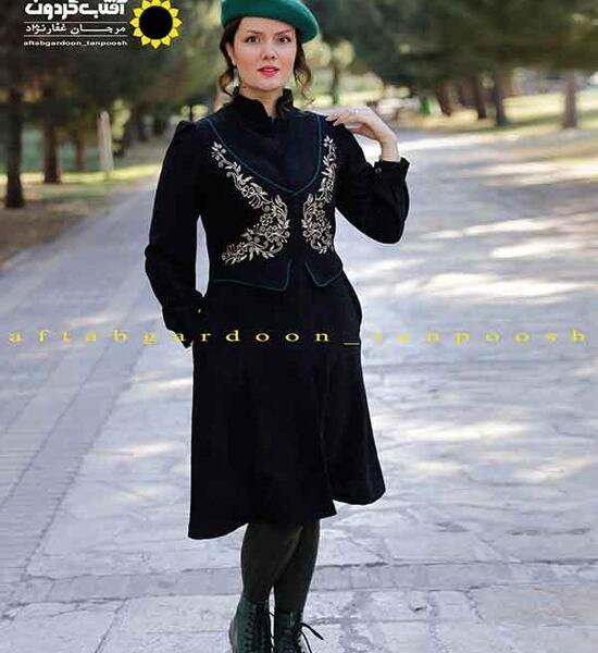 عکس مدل مانتو مخمل کبریتی مشکی