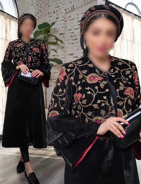 عکس مدل مانتو مخمل جلو بسته