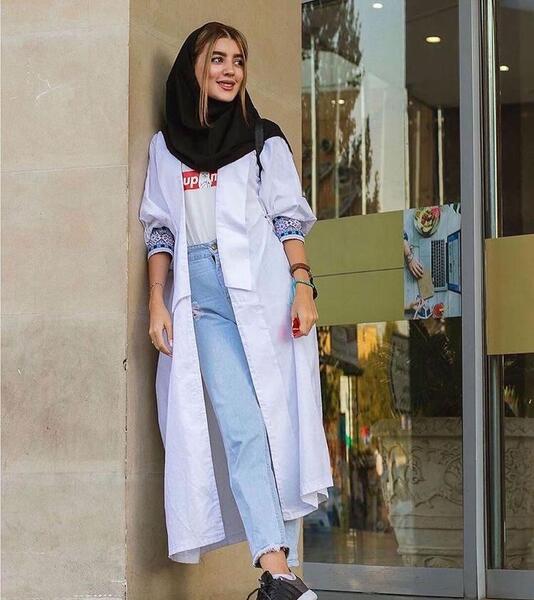 عکس مدل مانتو های کلاه دار اسپرت