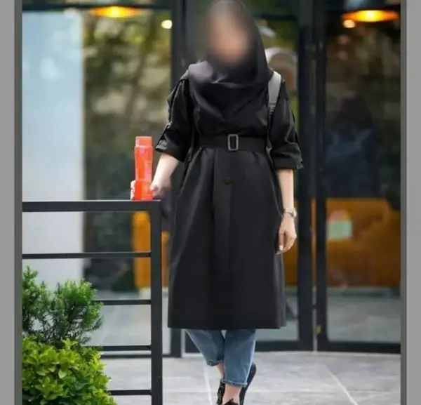 عکس مدل مانتو اسپرت کوتاه مشکی