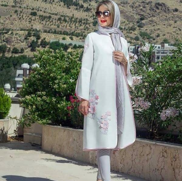 عکس مدل مانتو سفید اسپرت شیک