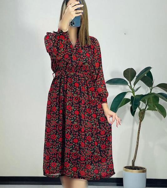 عکس مدل مانتو نخی گلدار برای افراد چاق