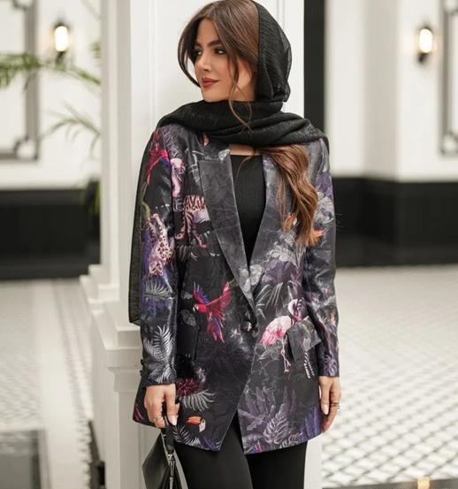 عکس مدل مانتو ژاکارد مشکی اسپرت