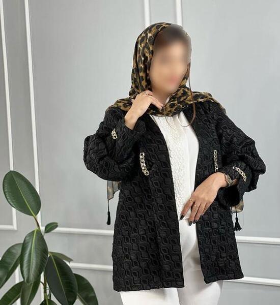 عکس مدل مانتو ژاکارد مشکی اسپرت