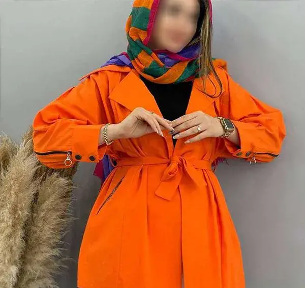 عکس مدل مانتو اسپرت کوتاه زیپ دار