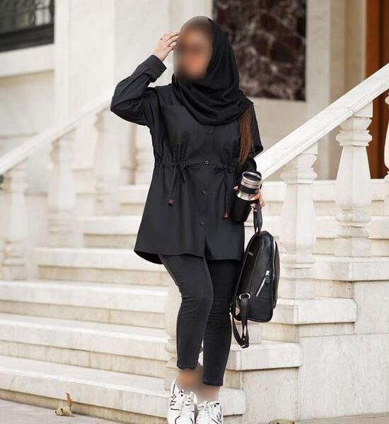 عکس مدل مانتو مشکی اسپرت دانشجویی