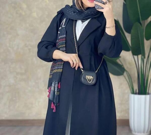 عکس مدل مانتو یقه انگلیسی بلند