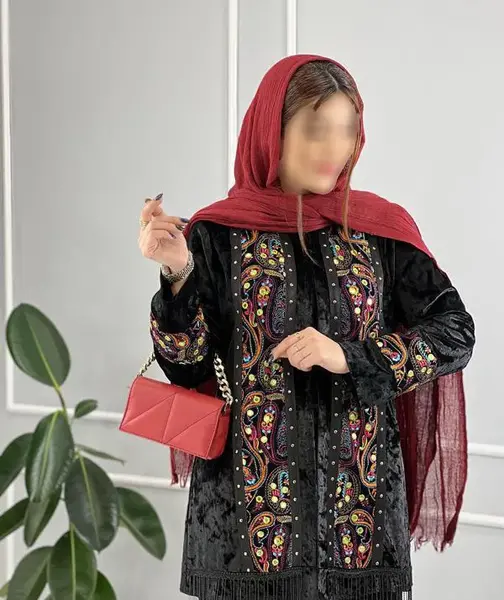 عکس مدل مانتو مخمل آینه ای