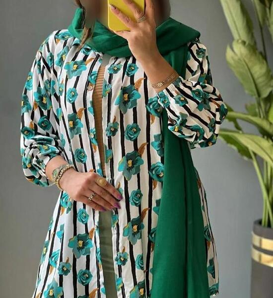 عکس مدل مانتو گلدار ساده