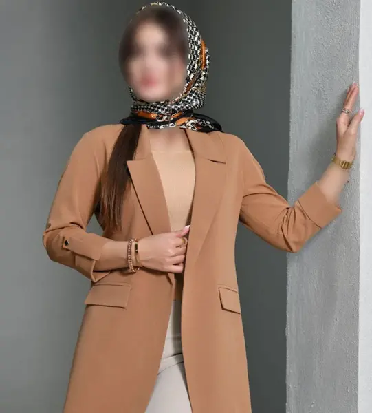عکس مدل مانتو قهوه ای شیک