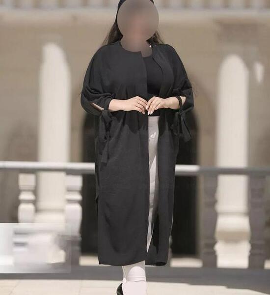 عکس مدل مانتو با پارچه غواصی مشکی