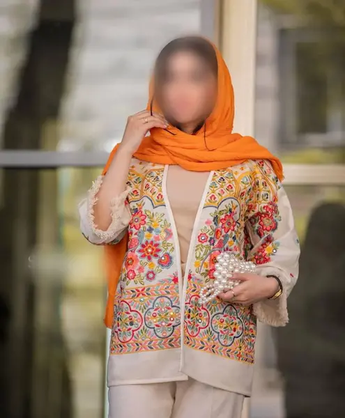 عکس مدل مانتو طرح سنتی مجلسی