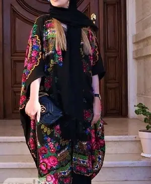 عکس مدل مانتو طرح سنتی مشکی