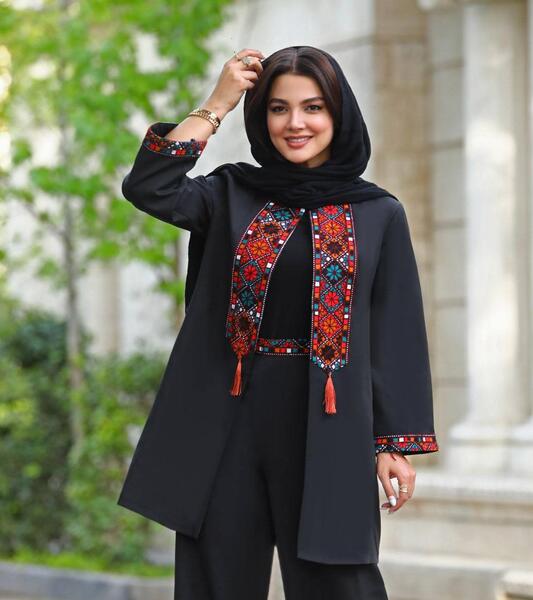 عکس مدل مانتو طرح سنتی مشکی