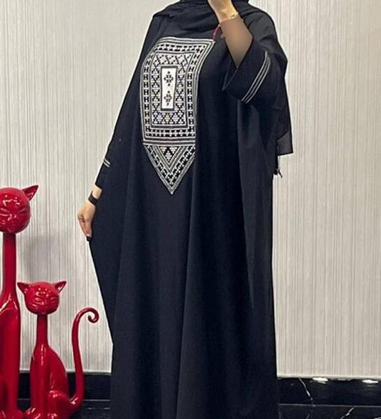 عکس مدل مانتو طرح سنتی مشکی
