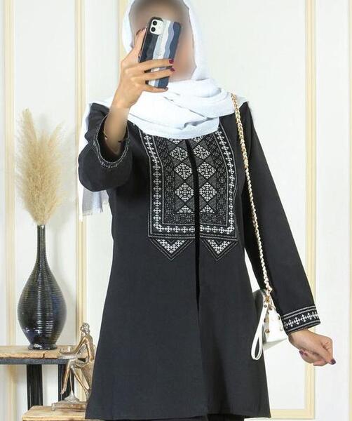 عکس مدل مانتو طرح سنتی مشکی