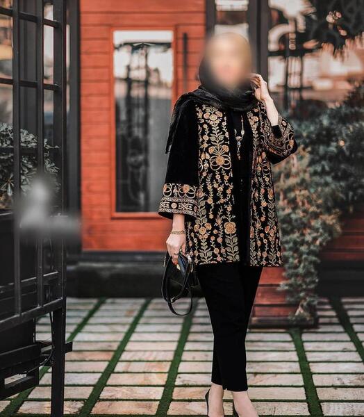 عکس مدل مانتو مخمل طرح دار جدید