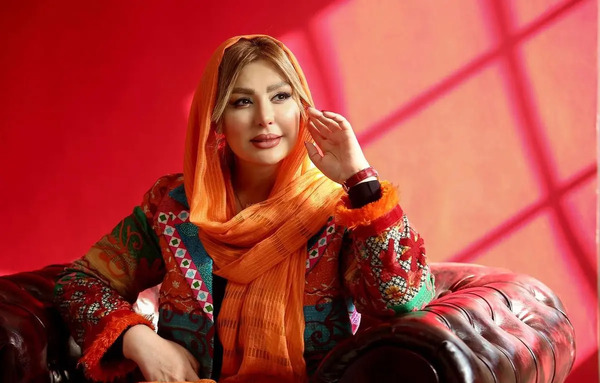 عکس مدل مانتو های نیوشا ضیغمی در اینستاگرام