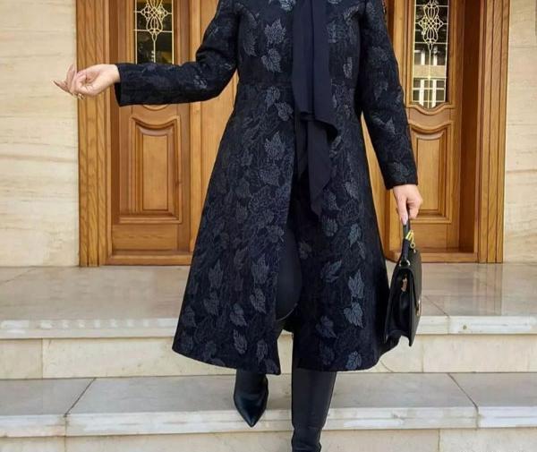 عکس مدل مانتو ساده مجلسی