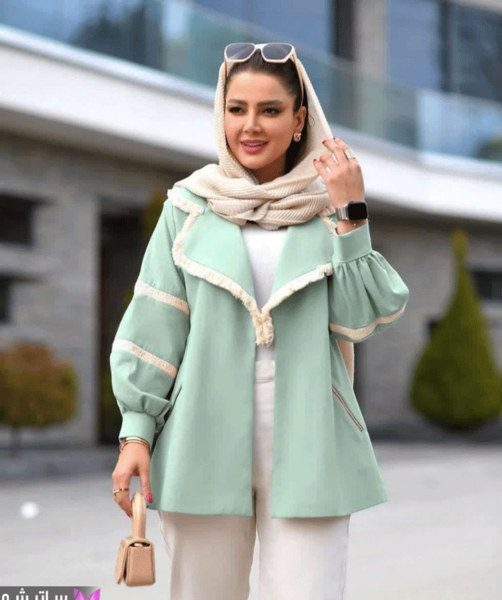 عکس مدل مانتو مشکی با پارچه ریش ریشی