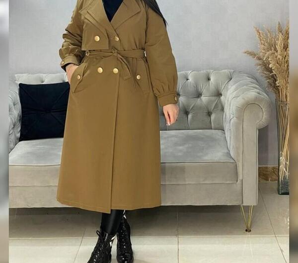 عکس مدل مانتو چاک دار دکمه ای
