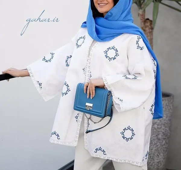 عکس مدل مانتو دخترانه جدید ۱۴۰۲