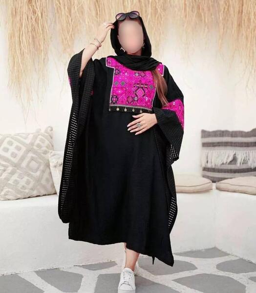 عکس مدل مانتو عبایی مجلسی مشکی دخترانه جدید