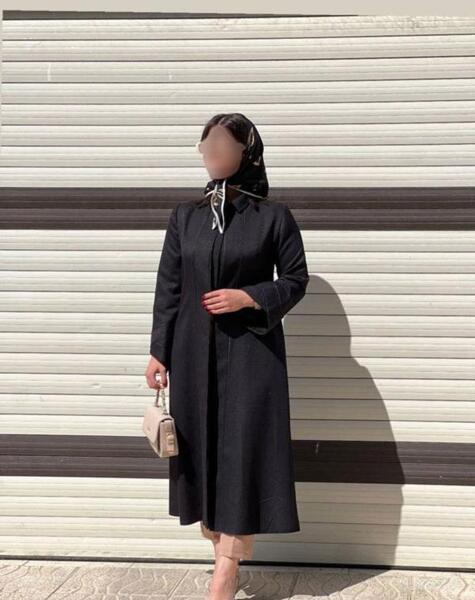 عکس مدل مانتو مشکی ساده و شیک دخترانه جدید