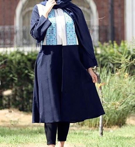 عکس دختر مانتو جلو باز